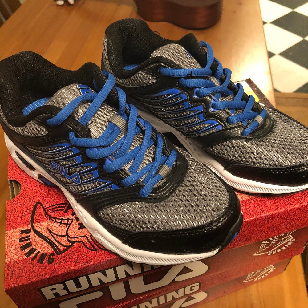 Fila Tempo 2 Running shoes, Boys (4 US)